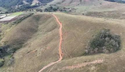 Terreno à venda no bairro Zona Rural em Pinhalzinho/SP
