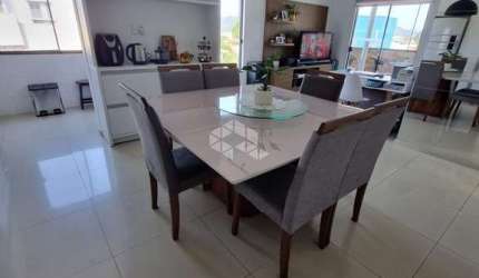 Apartamento com 03 dormitórios à venda na Praia de Fora, Palhoça-SC