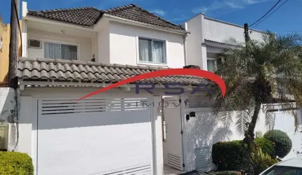 Casa à venda no Anil, Rio de Janeiro-RJ: 4 quartos, 2 suítes, 1 sala, 4 banheiros, 2 vagas, 180m²!