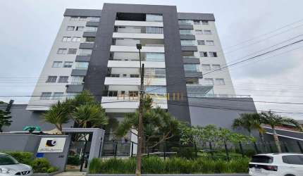 Apartamento 3 dormitórios, semi mobiliado, andar alto, na zona norte.