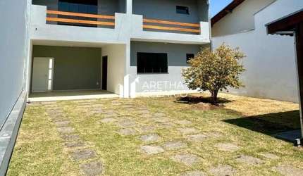Sobrado com 03 Dormitórios sendo uma suíte à venda, 229 m² por R$ 590.000 Residencial - Estoril Taubaté - SP
