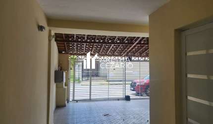 Casa com 04 Dormitórios sendo uma suíte à venda, 196m² Por R$700.000 - Jardim Independência - Taubaté - SP