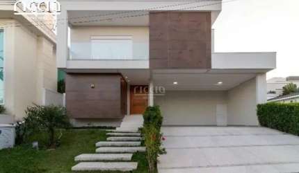 Sobrado 4 Dormitórios (4 SUÍTES) à venda, 405 m² de área útil + PISCINA - Local Tranquilo