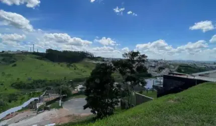 Terreno no  Mirante do Vale, com posição previlegiada no condominio.