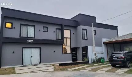 Casa à venda no Condomínio Bosque Manacás com 3 suítes!