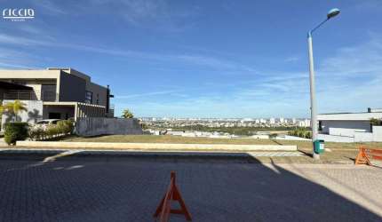 Terreno a Venda na Quadra P com 920,00 m² com a melhor vista de SJC - Cond. Reserva do Paratehy - Urbanova