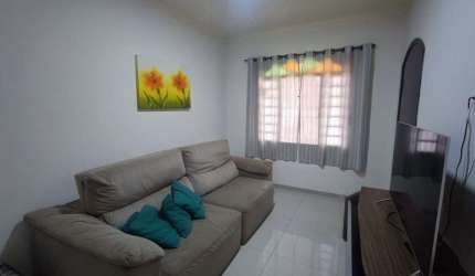 Ótima Casa de 3 Quartos Rua Tranquila no Jardim América São José dos Campos