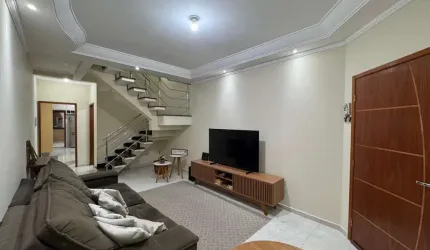 Casa no bairro Jardim das Industrias em São José dos Campos