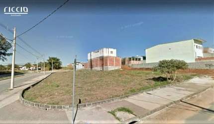 Terreno com 467,48 m² no Loteamento Jardim Helena em São José dos Campos