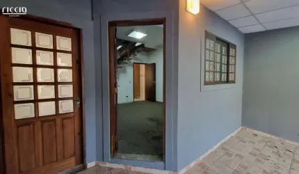Casa no bairro Jardim das Industrias em São José dos Campos