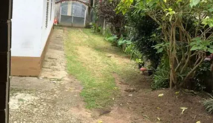 Casa térrea no Jardim Satélite