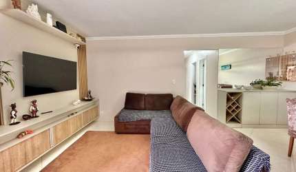 Apartamento Edifício Pamplona com 120 m², em frente ao condomínio Quinta das Flores