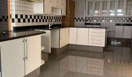 Oportunidade - Apartamento - Residencial Solar dos Pinheiros - Vila Adyana - 4 Dormitórios - 175m².