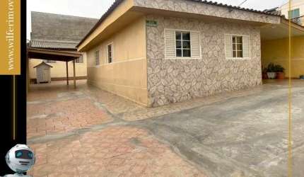 Casa com 4 quartos à venda na Rua Tesourinha, Jardim Cláudia, Pinhais, 173 m2 por R$ 600.000