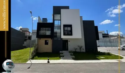 Casa com 3 quartos à venda na Rua Fernando de Noronha, Santa Cândida, Curitiba, 194 m2 por R$ 1.495.000