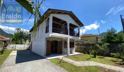 Sobrado em Tabuleiro - Matinhos, PR