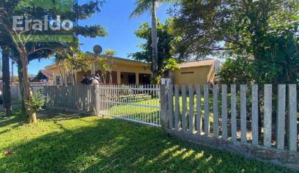 Casa em Balneário Solymar - Matinhos, PR