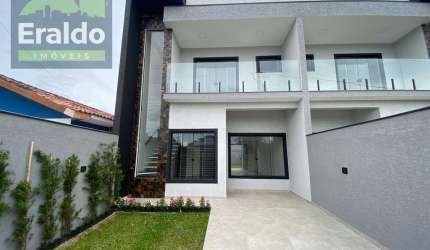 Sobrado em Balneário Canoas - Pontal do Paraná, PR
