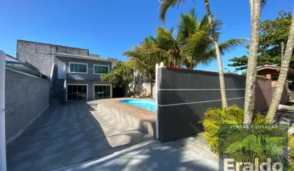 Sobrado em Balneário Perequê - Matinhos, PR
