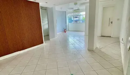 Ponto comercial para alugar em Água Verde, Blumenau  por R$ 1.200