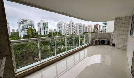 Apartamento na Península – 3 Suítes + Dependência | 157 m² | Vista para o Parque