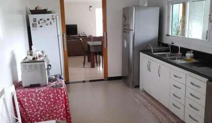 Casa 3 quartos Condominio