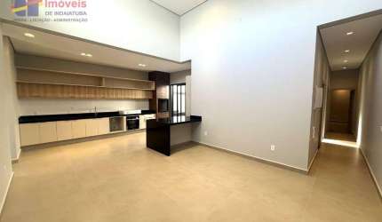 Casa Nova para locação em Condomínio Fechado em Indaiatuba/SP, rica em armários, 03 dormitórios (sendo 01 suíte), área de lazer completa.