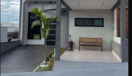 Casa à Venda - 3 dorm 1 suite  - Cond Horto Villagio