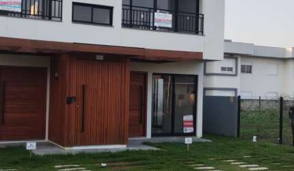 Apartamento à venda com 3 quartos no Ambrósio.