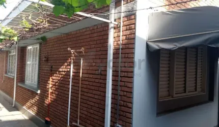 Casa com 3 quartos à venda na Rua Nuno Álvares Pereira, 349, Vila Nogueira, Campinas, 240 m2 por R$ 800.000