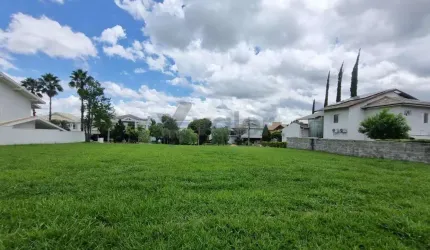 Terreno em condomínio fechado à venda na Rodovia Governador Doutor Adhemar Pereira de Barros, 100, Loteamento Alphaville Campinas, Campinas por R$ 2.350.000