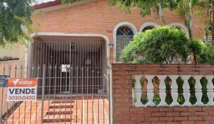 Casa com 2 quartos à venda na Lucélia, 53, Vila Pompéia, Campinas, 190 m2 por R$ 440.000