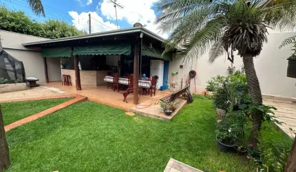 Excelente Casa 3 dormitorios em Barretos/SP