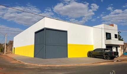 Pavilhão/Galpão à Venda no Bairro Dom João Bosco - Barretos/SP
