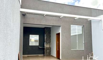 Casa Padrão à Venda