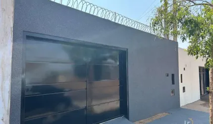 Casa Padrão à Venda