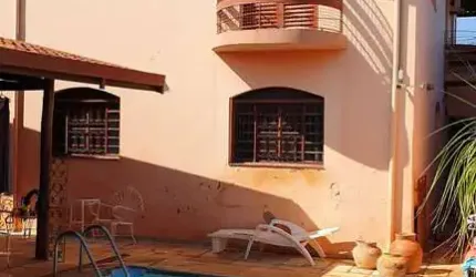Sobrado à Venda no Bairro Marília - Barretos/SP