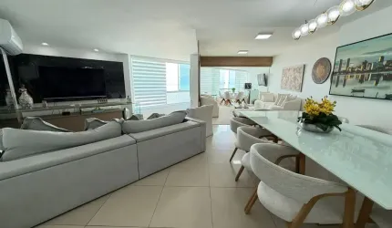 Edf. Antares - lindo reformado na beira-mar de Piedade