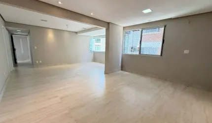 Edf. Castro Alves - lindo 3 quartos reformado na Rua dos Navegantes