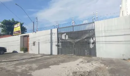 Área comercial - Avenida Gentil Tavares