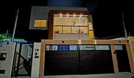 Casa Duplex Alto Padrão - Ponto Novo