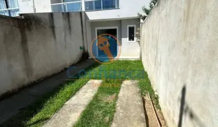 Casa Duplex 2 Quartos c/ Suíte | Espaço para dois carros Em Portal de Jacaraípe - Serra/ES