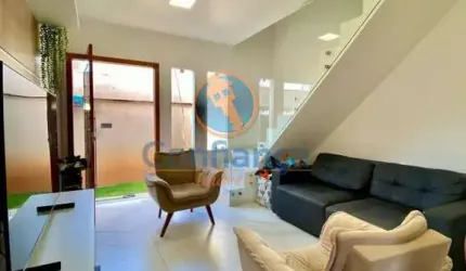 Casa individual 3 quartos sendo 1 suíte com varanda | 2 vagas cobertas | 171 m² Em Portal de Jacaraípe, Serra/ES
