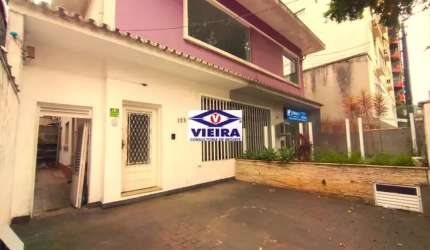 Casa Comercial com 5 salas para alugar, 121m² - Aparecida