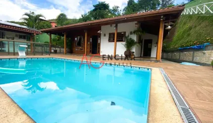 Casa à venda no bairro Albuquerque - Teresópolis/RJ