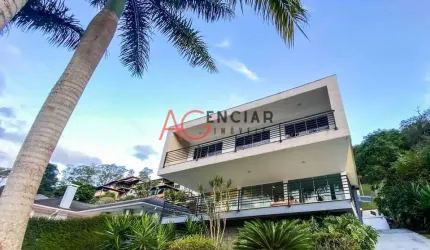 Casa à venda no bairro Parque do Imbui - Teresópolis/RJ