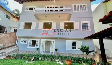 Casa à venda no bairro Golfe - Teresópolis/RJ