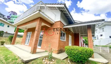 Casa à venda no bairro Tijuca - Teresópolis/RJ