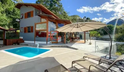 Casa à venda no bairro Parque do Imbui - Teresópolis/RJ