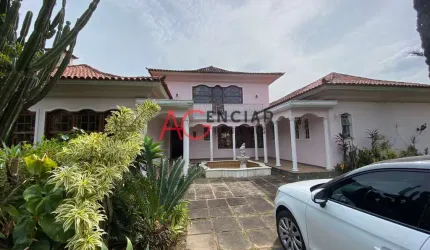 Casa à venda no bairro Bom Retiro - Teresópolis/RJ